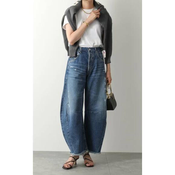 Citizens of Humanity Horseshoe Barrel Leg Jeans size 28